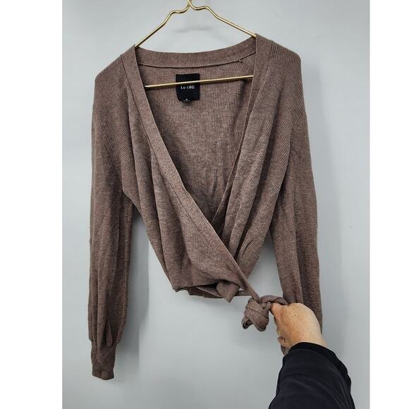 Le Ore Revolve Lodi Pointelle Knit Wrap Cardigan Size Medium In Walnut - Picture 5 of 9